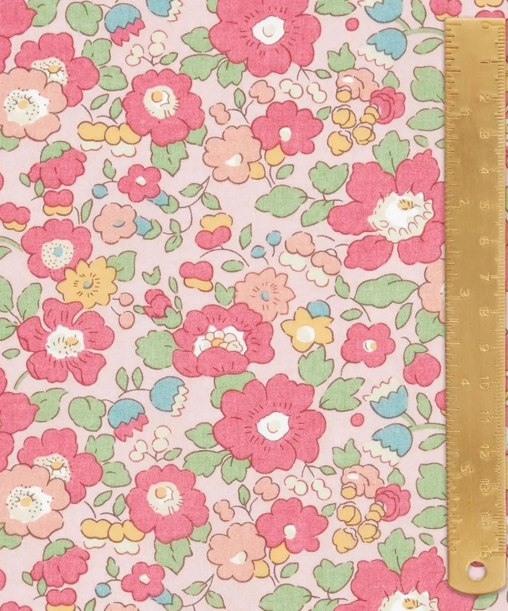 Liberty Fabrics Classic Tana Lawn|Tana Lawn™ Cotton^Betsy Meadow Tana Lawn™ Cotton