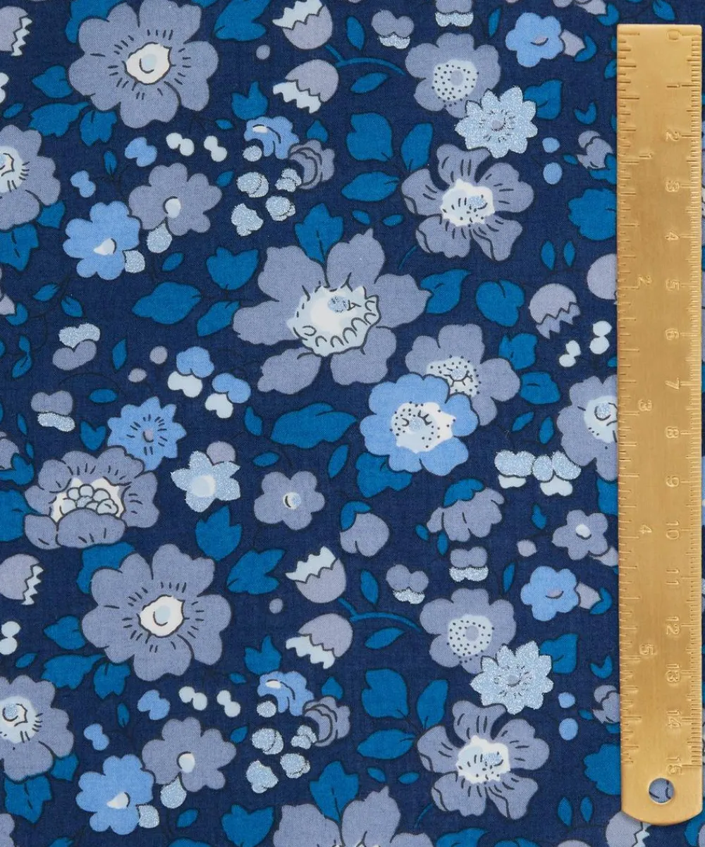 Liberty Fabrics Classic Tana Lawn|Tana Lawn™ Cotton^Betsy Meadow Tana Lawn™ Cotton