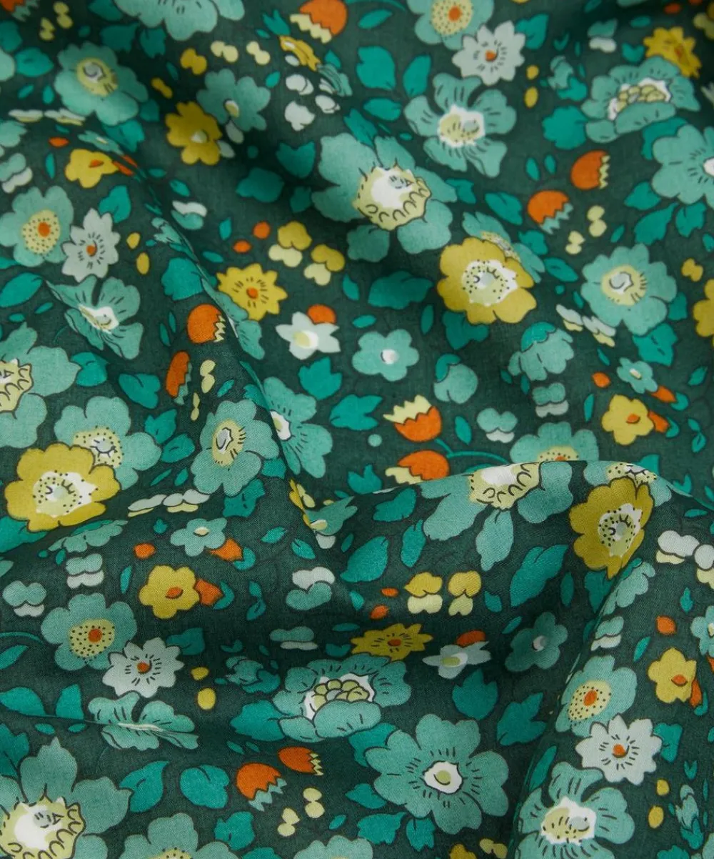 Liberty Fabrics Classic Tana Lawn|Tana Lawn™ Cotton^Betsy Meadow Tana Lawn™ Cotton