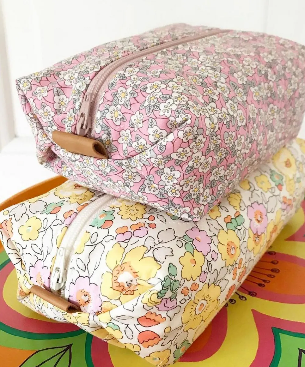 Liberty Fabrics Classic Tana Lawn|Tana Lawn™ Cotton^Betsy Tana Lawn™ Cotton