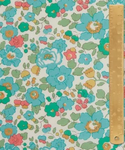 Liberty Fabrics Classic Tana Lawn|Tana Lawn™ Cotton^Betsy Tana Lawn™ Cotton