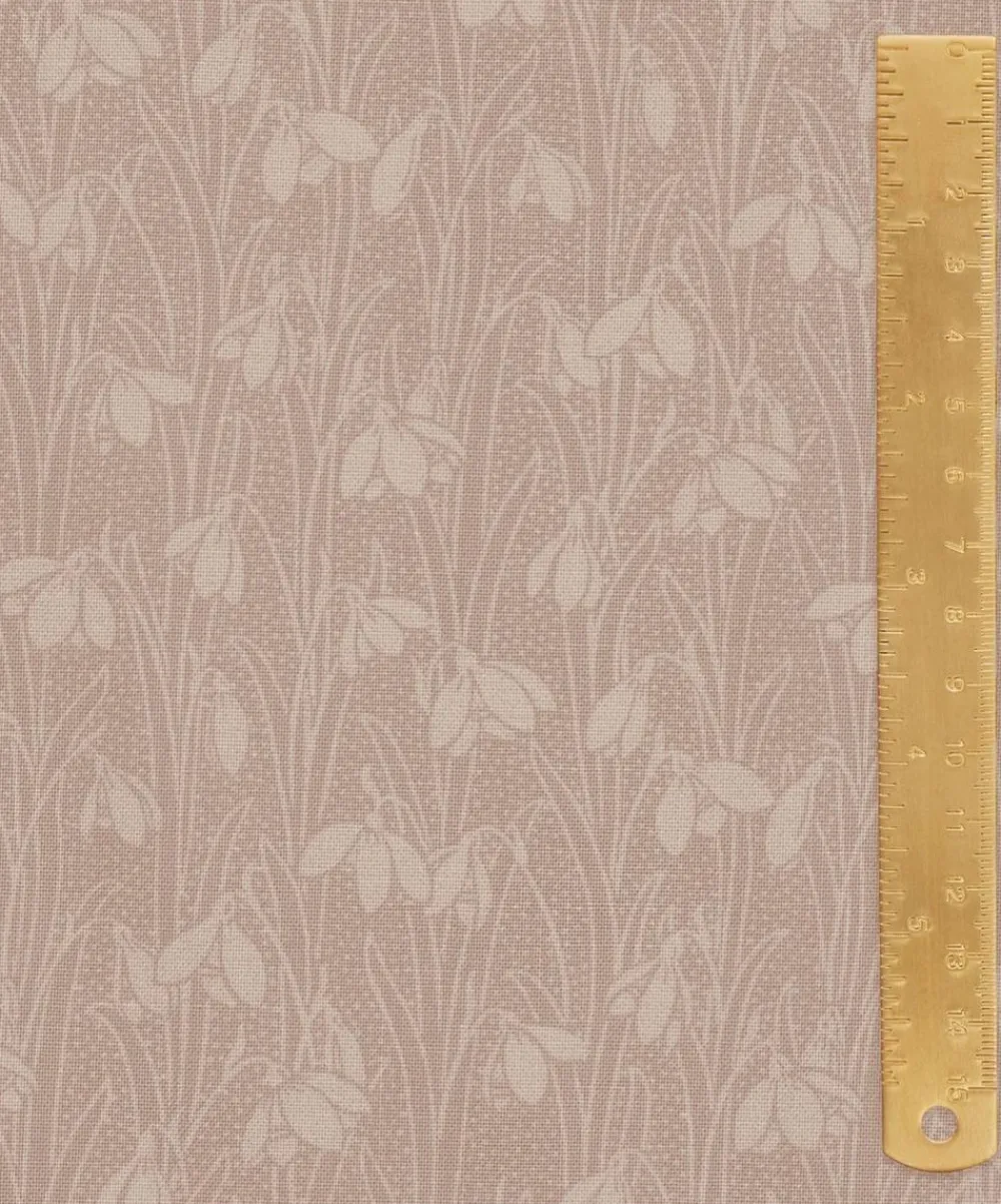 Liberty Fabrics Cotton For Quilting^Blush Pink Snowdrop Spot Lasenby Quilting Cotton
