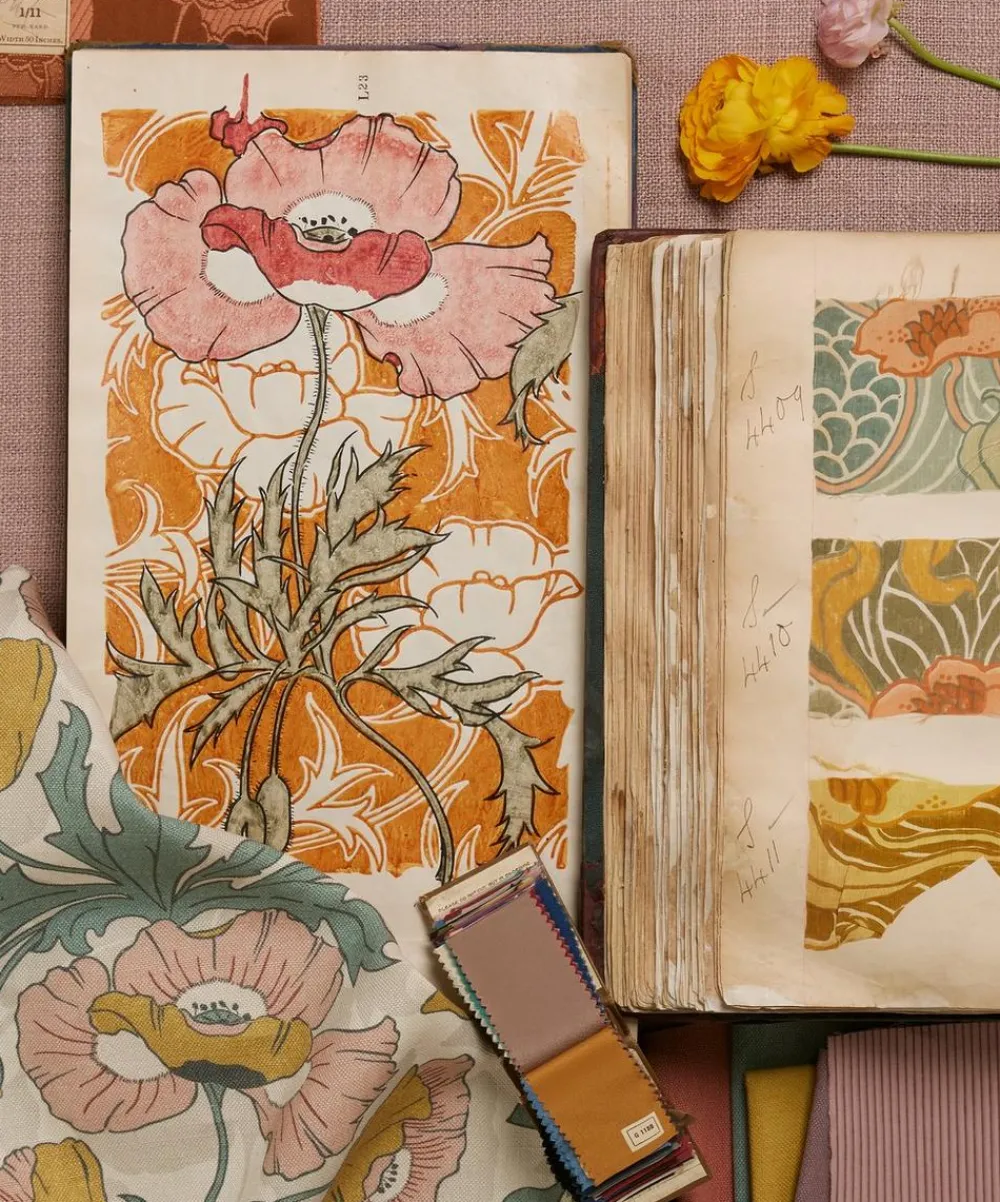 Liberty Interiors Furnishing Fabrics^Butterfield Guro Linen in Lichen