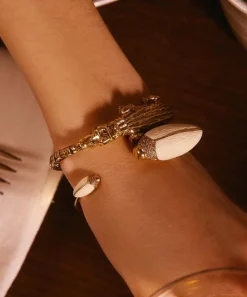 Bibi van der Velden Bracelets|Bracelets^18ct Gold Scarab Mammoth Bangle Bracelet