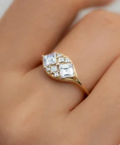 Artemer Rings|Rings^18ct Gold Step Cut Engagement Ring