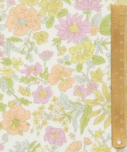 Liberty Fabrics Tana Lawn™ Cotton^Daisy Morisia Tana Lawn™ Cotton