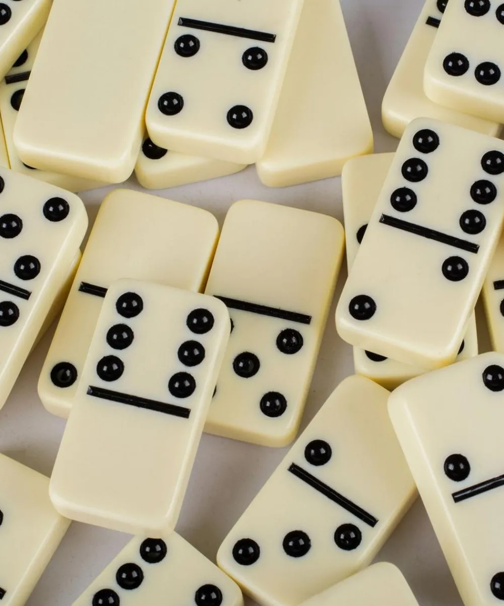 Manopoulos Stationery And Games^Dominoes Set