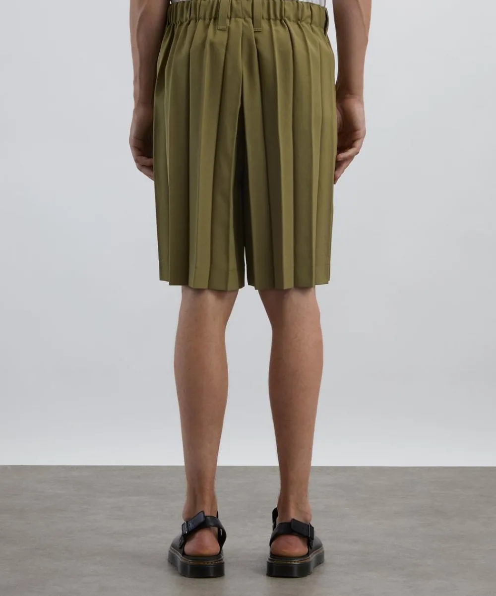 HOMME PLISSÉ ISSEY MIYAKE Shorts^EDGE ENSEMBLE Khaki Pleated Shorts