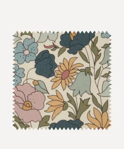 Liberty Interiors Furnishing Fabrics^Fabric Swatch - Poppy Meadowfield Landsdowne Linen in Lichen