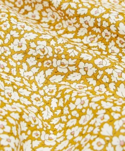 Liberty Fabrics Classic Tana Lawn|Tana Lawn™ Cotton^Feather Meadow Tana Lawn™ Cotton