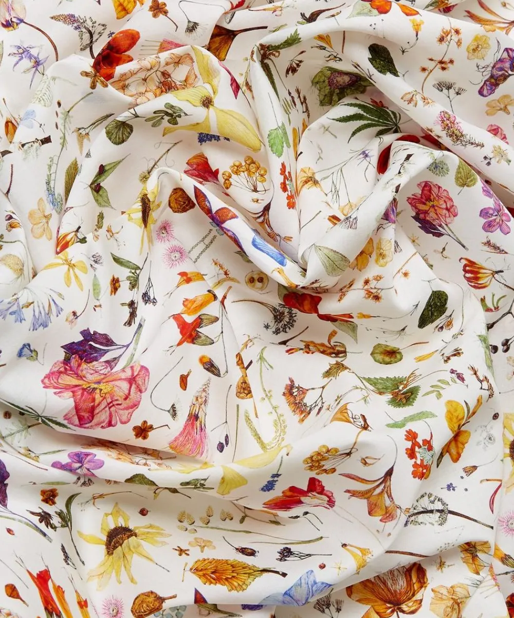 Liberty Fabrics Classic Tana Lawn|Tana Lawn™ Cotton^Floral Eve Tana Lawn™ Cotton