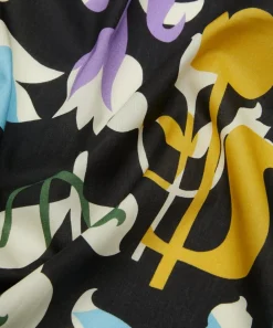 Liberty Fabrics Tana Lawn™ Cotton^Floral Frieze Tana Lawn™ Cotton