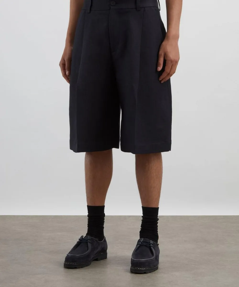 Studio Nicholson Shorts^Fowld Linen Shorts