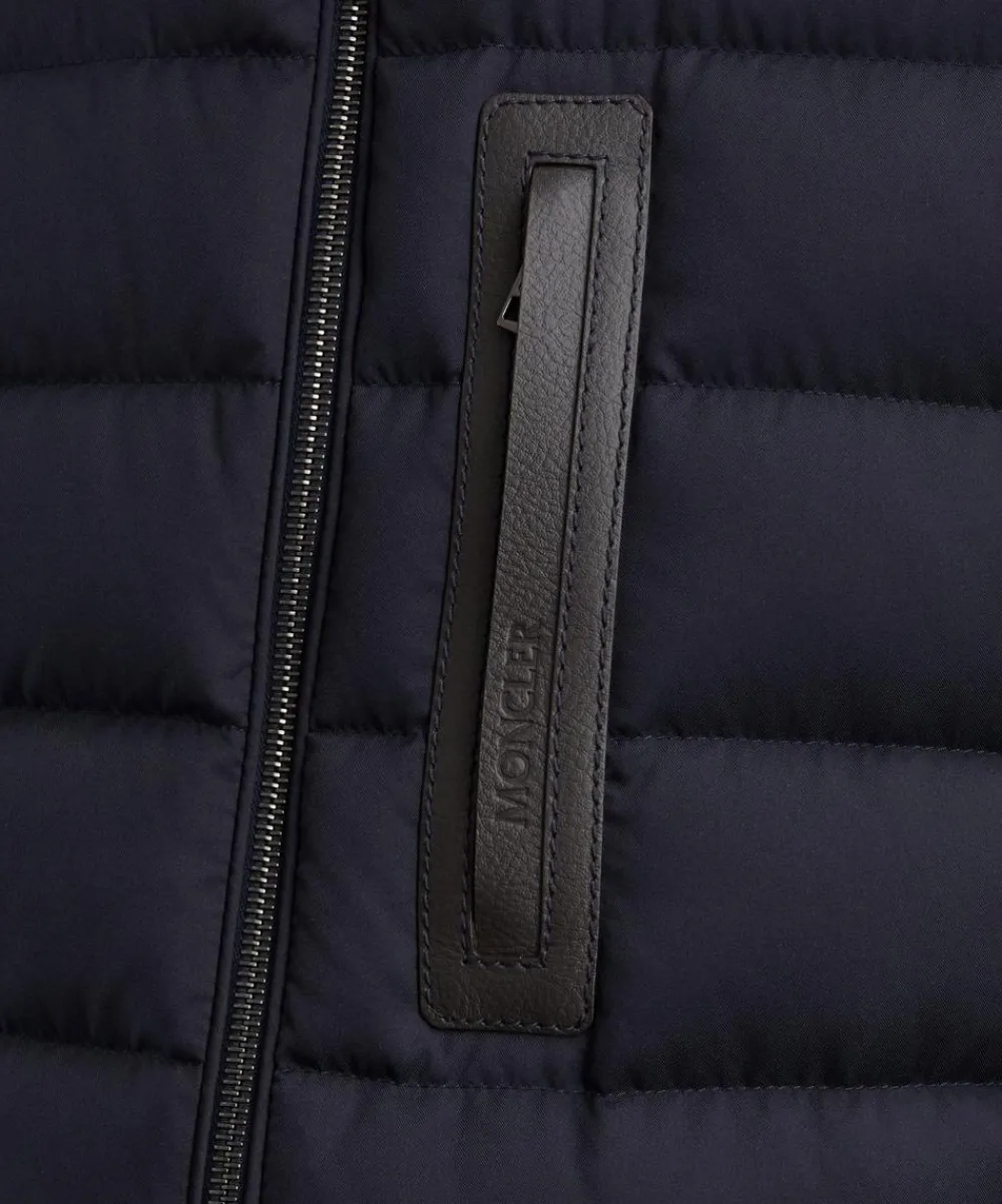 Moncler Coats & Jackets^Giaf Down Gilet