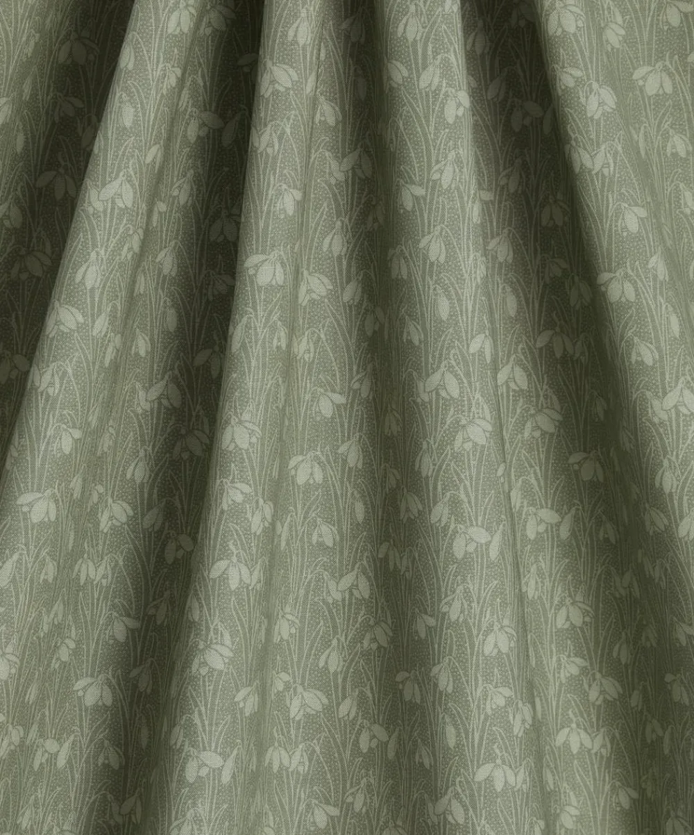 Liberty Fabrics Cotton For Quilting^Lichen Snowdrop Spot Lasenby Quilting Cotton