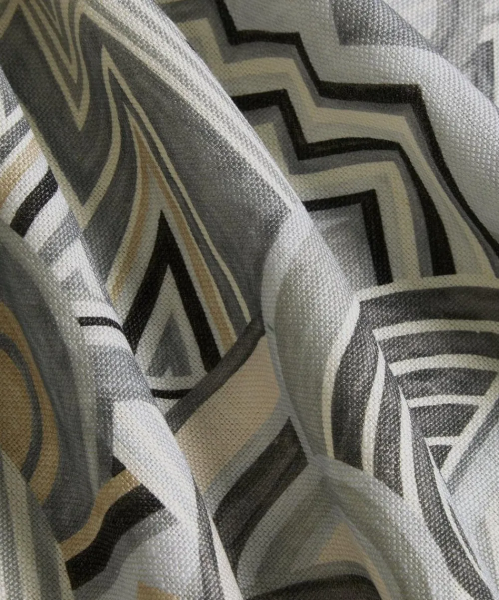 Liberty Interiors Furnishing Fabrics^Paramount Linen in Piccadilly