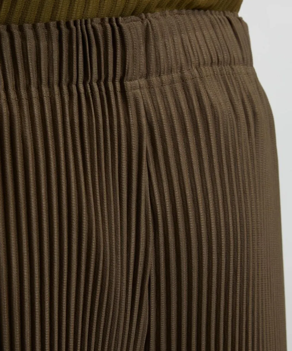 HOMME PLISSÉ ISSEY MIYAKE Trousers^PLEATS BOTTOMS 3 Flared-Leg Trousers