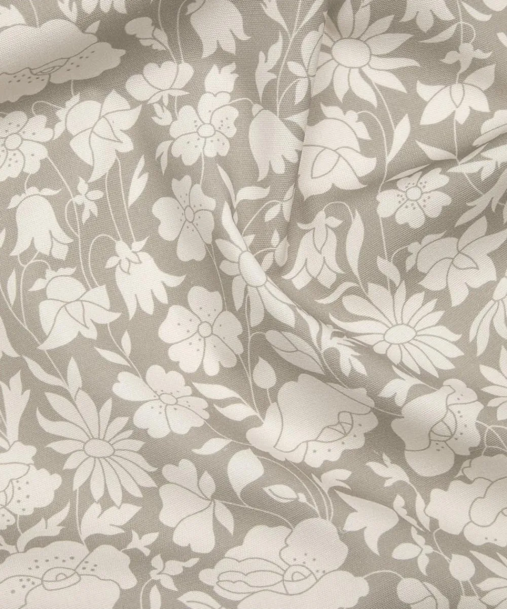 Liberty Interiors Furnishing Fabrics^Poppy Grace Cotton in Flax