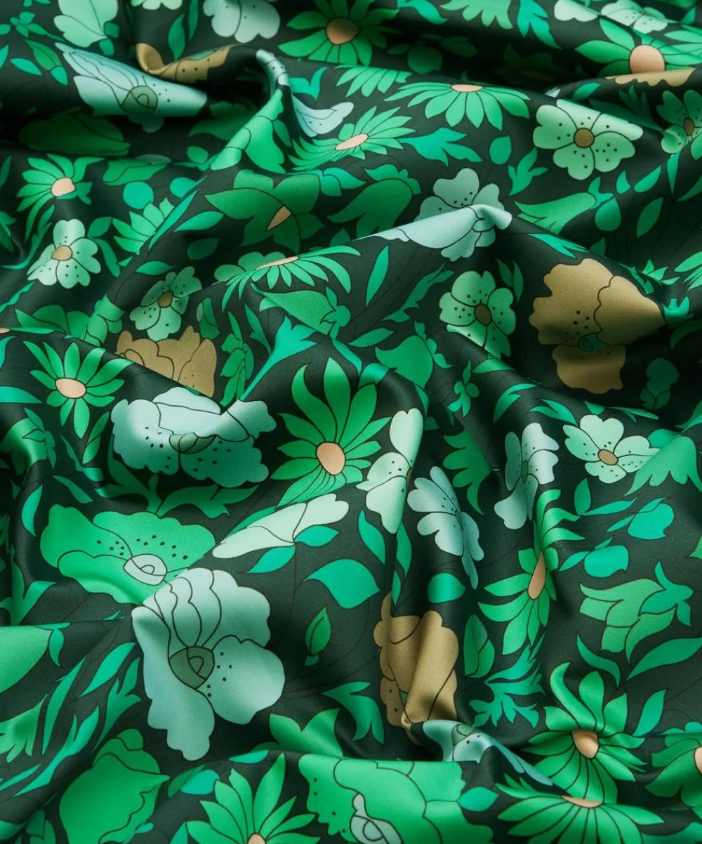 Liberty Interiors Furnishing Fabrics^Poppy Meadowfield Cotton Sateen in Jade