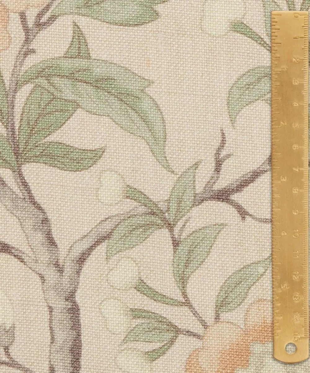 Liberty Interiors Furnishing Fabrics^Porcelain Trail Guro Linen in Ointment