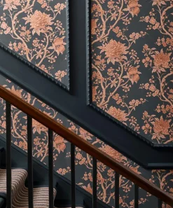 Liberty Interiors Wallpaper^Porcelain Trail in Ink