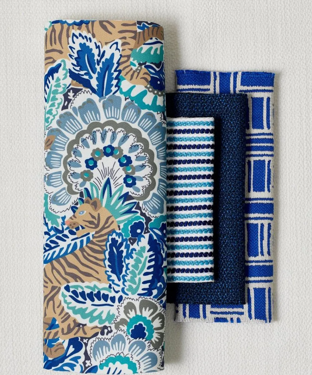 Liberty Interiors Furnishing Fabrics^Reef Plain Lloyd in Lapis – Outdoor