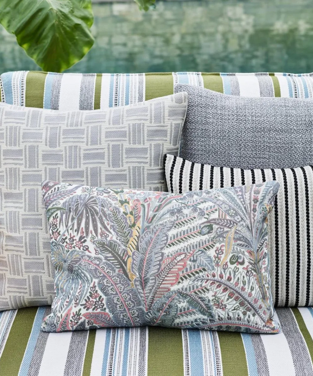 Liberty Interiors Furnishing Fabrics^Reef Plain Lloyd in Pewter – Outdoor