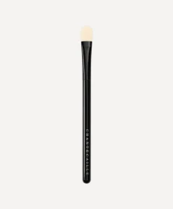 Chantecaille Tools & Wash Bags^Shade and Sweep Eye Brush
