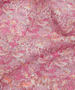 Liberty Fabrics Classic Tana Lawn|Tana Lawn™ Cotton^Strawberry Thief Spring Tana Lawn™ Cotton