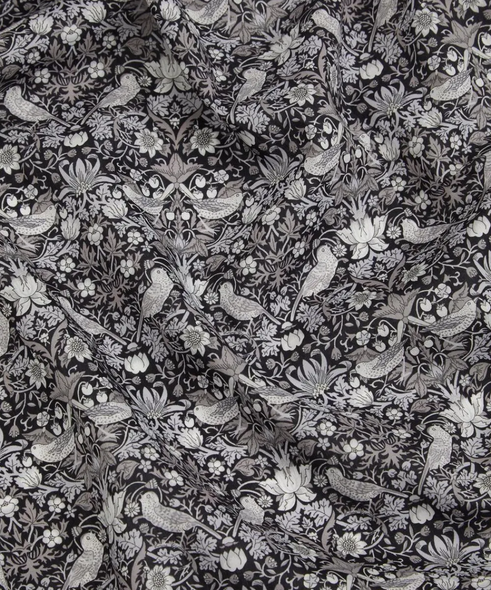 Liberty Fabrics Classic Tana Lawn|Tana Lawn™ Cotton^Strawberry Thief Tana Lawn™ Cotton