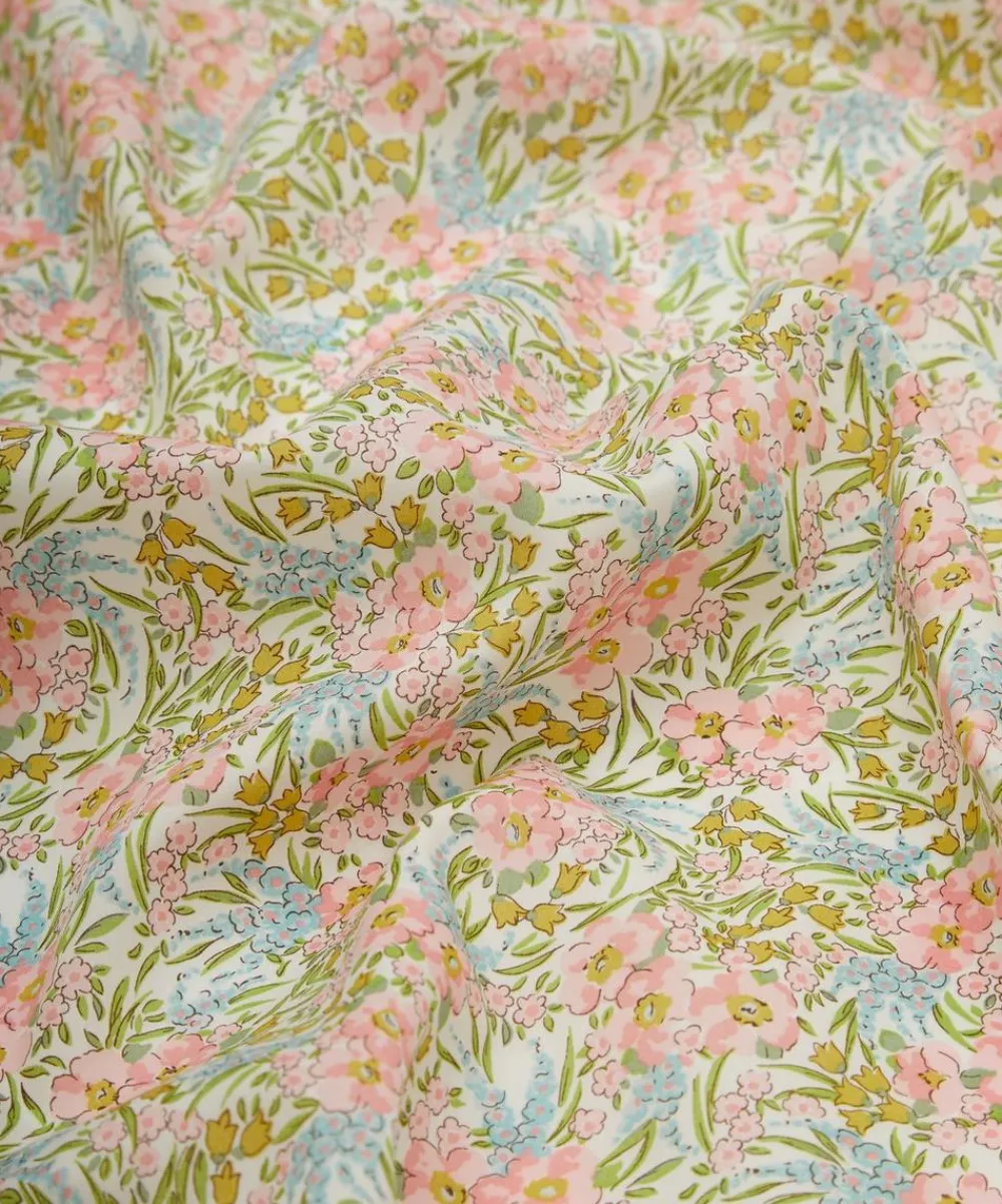 Liberty Fabrics Classic Tana Lawn|Tana Lawn™ Cotton^Swirling Petals Tana Lawn™ Cotton
