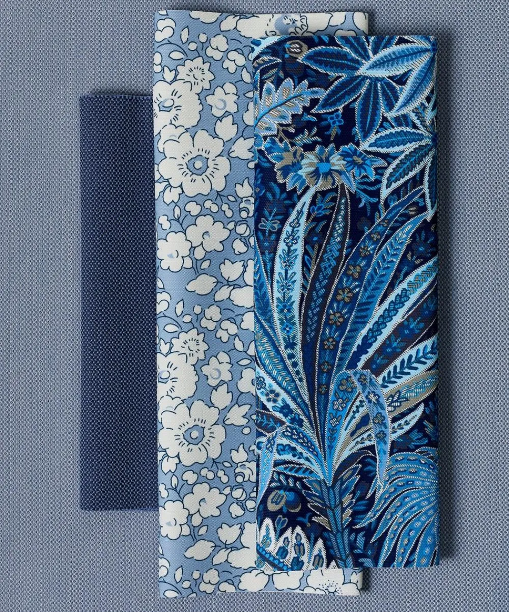 Liberty Interiors Furnishing Fabrics^Tempera Marwood in Nigella – Outdoor