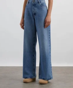 Frame Jeans^The Loose Relaxed Wide Jeans in Rundown