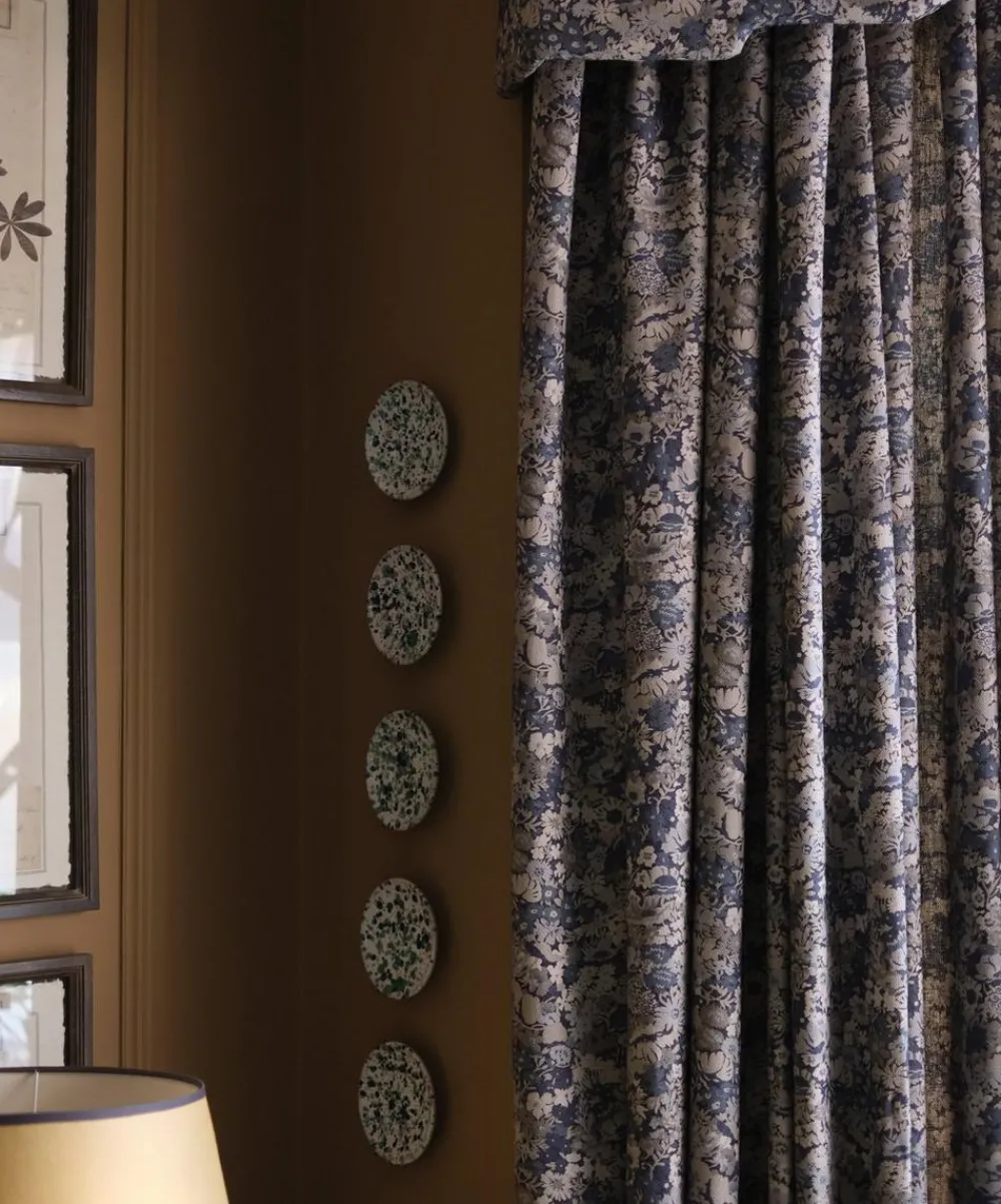 Liberty Interiors Furnishing Fabrics^Thorpe House Linen in Lapis