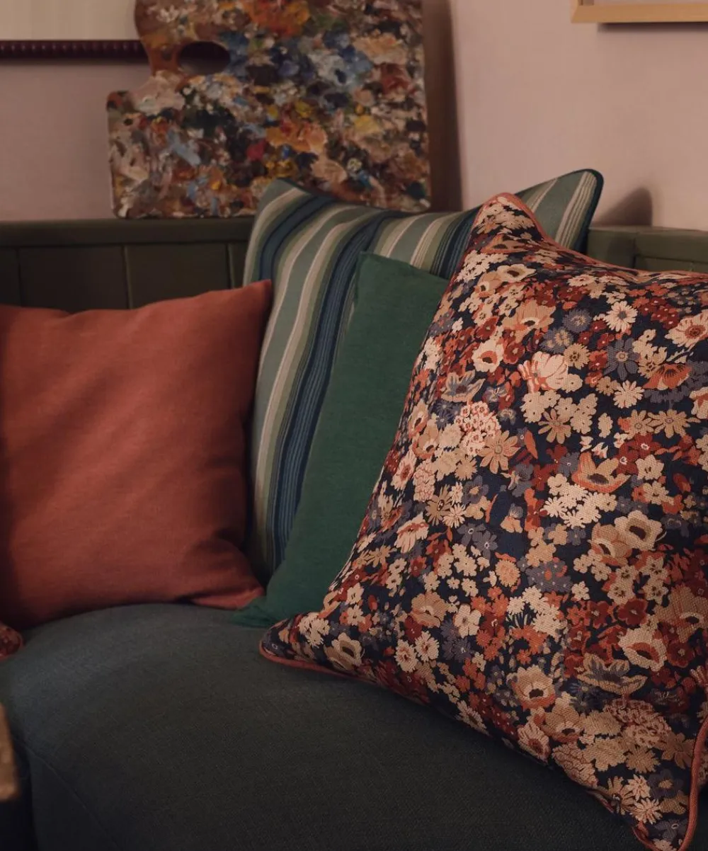 Liberty Interiors Furnishing Fabrics^Thorpe House Linen in Madder