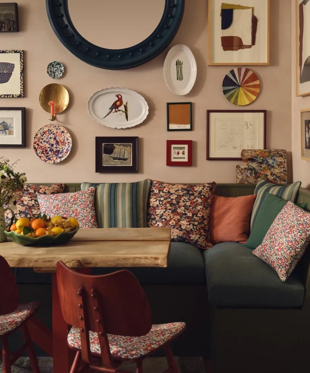 Liberty Interiors Furnishing Fabrics^Thorpe House Linen in Madder