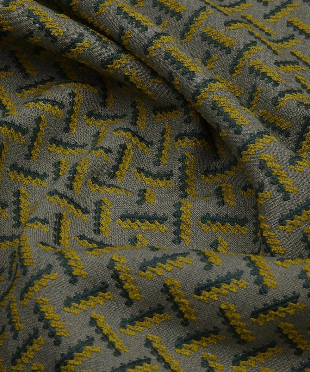 Liberty Interiors Furnishing Fabrics^Tudor Brick in Yarrow