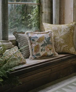 Liberty Interiors Furnishing Fabrics^Tudor Poppy Wycombe Linen in Yarrow