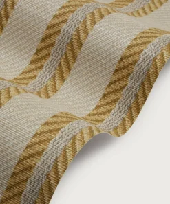Liberty Interiors Wallpaper|Wallpaper^Twill in Yarrow