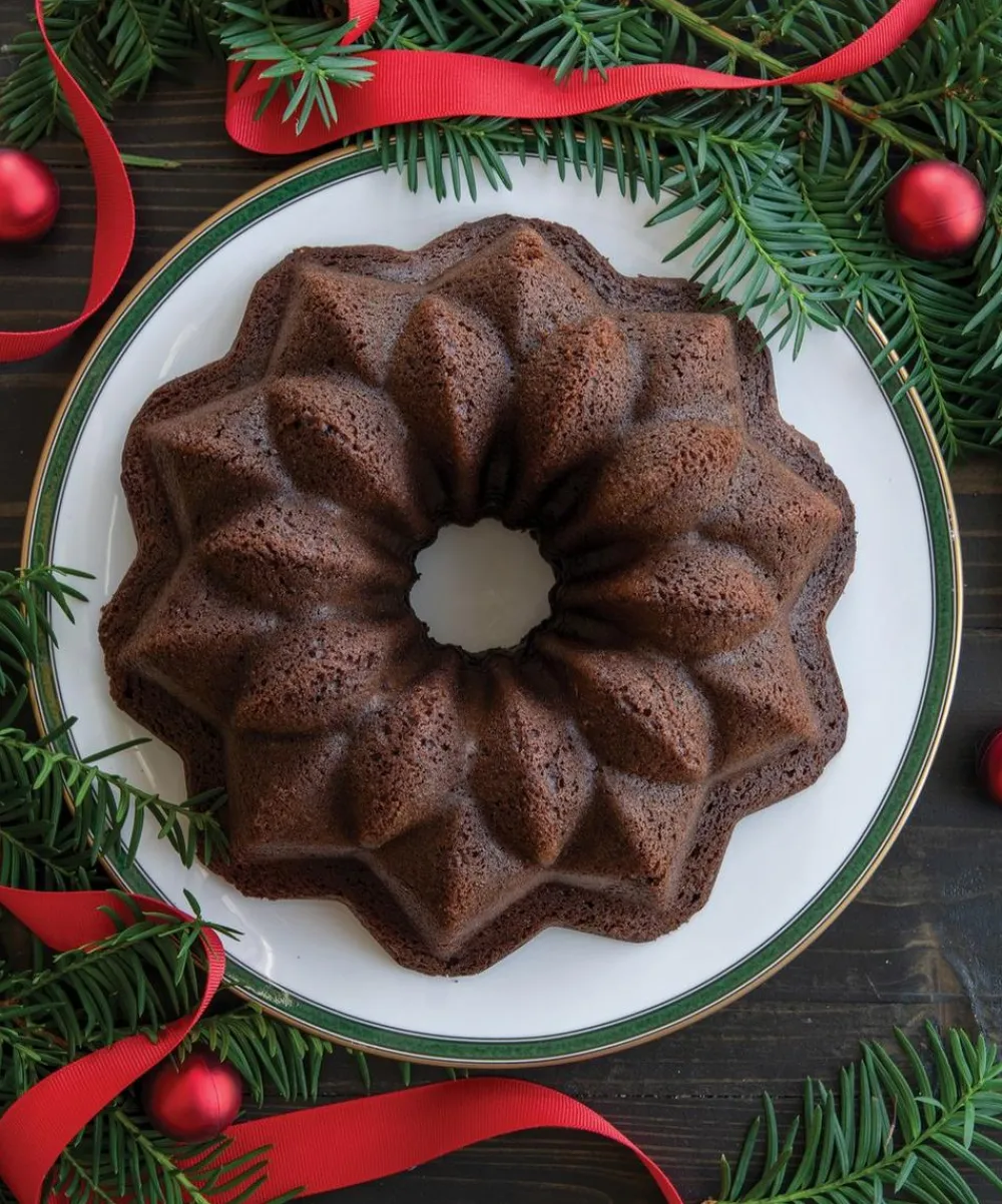Nordic Ware Cookware^Vintage Star Bundt Pan