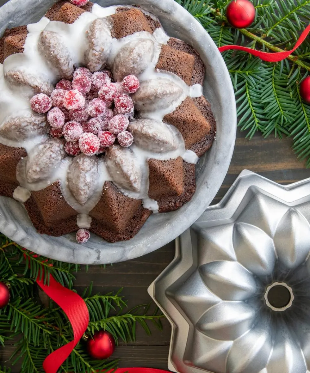 Nordic Ware Cookware^Vintage Star Bundt Pan