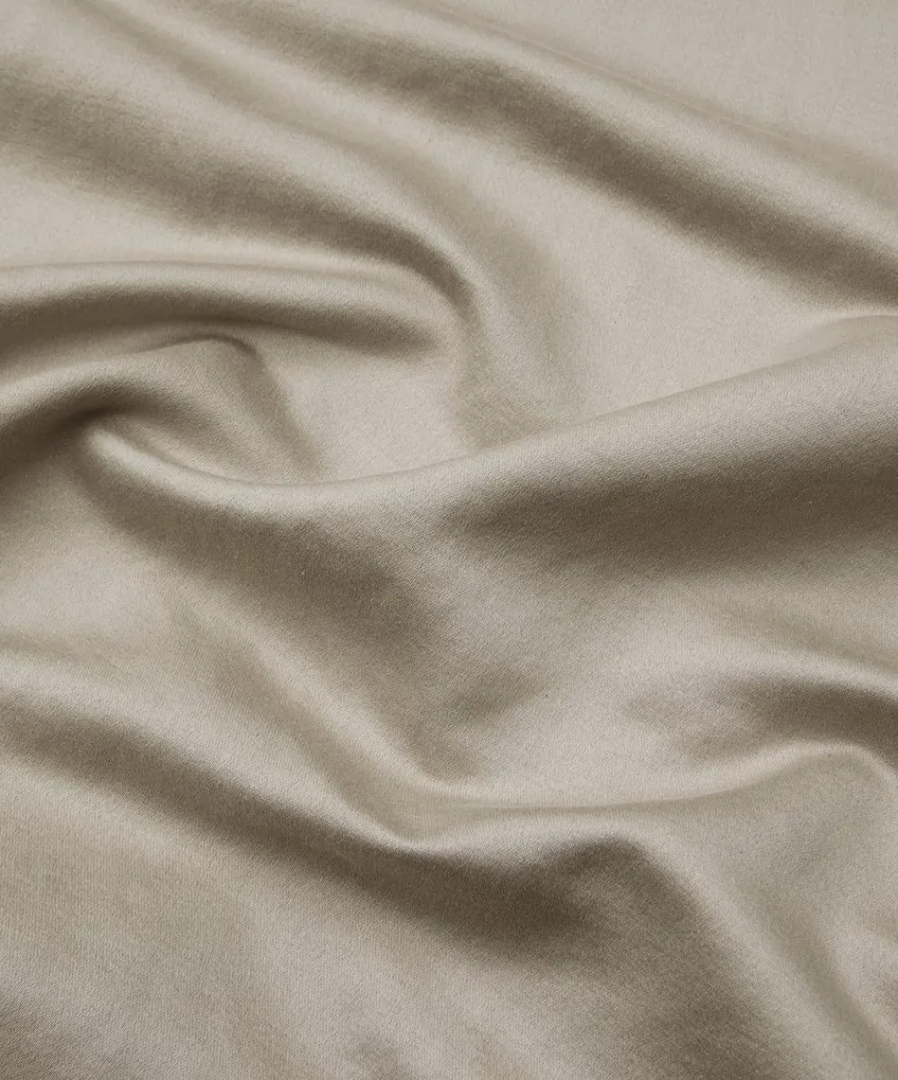 Liberty Interiors Furnishing Fabrics^Wakehurst in Honesty