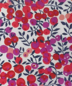 Liberty Fabrics Classic Tana Lawn|Tana Lawn™ Cotton^Wiltshire Berry Tana Lawn™ Cotton