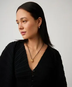 Missoma Necklaces^X Savi 18ct Gold-Plated Ridge Droplet Pendant Necklace