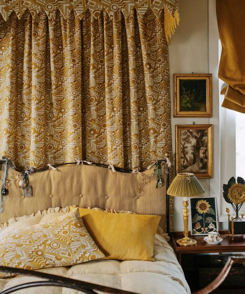 Liberty Interiors Furnishing Fabrics^Zig Zag Linen in Sahara
